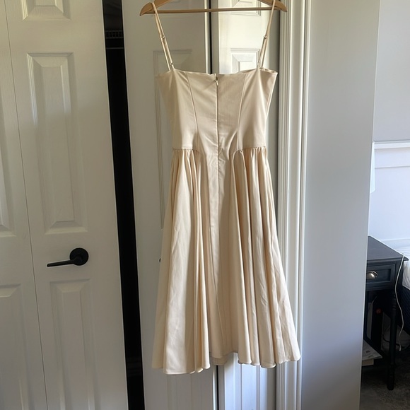 HOUSE OF CB SOMARIA DRESS - Picture 4 of 4